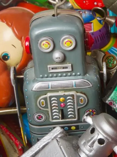 Mercado del Juguete Antiguo, Madrid. Antique toy market featuring vintage toys and collectible items.
