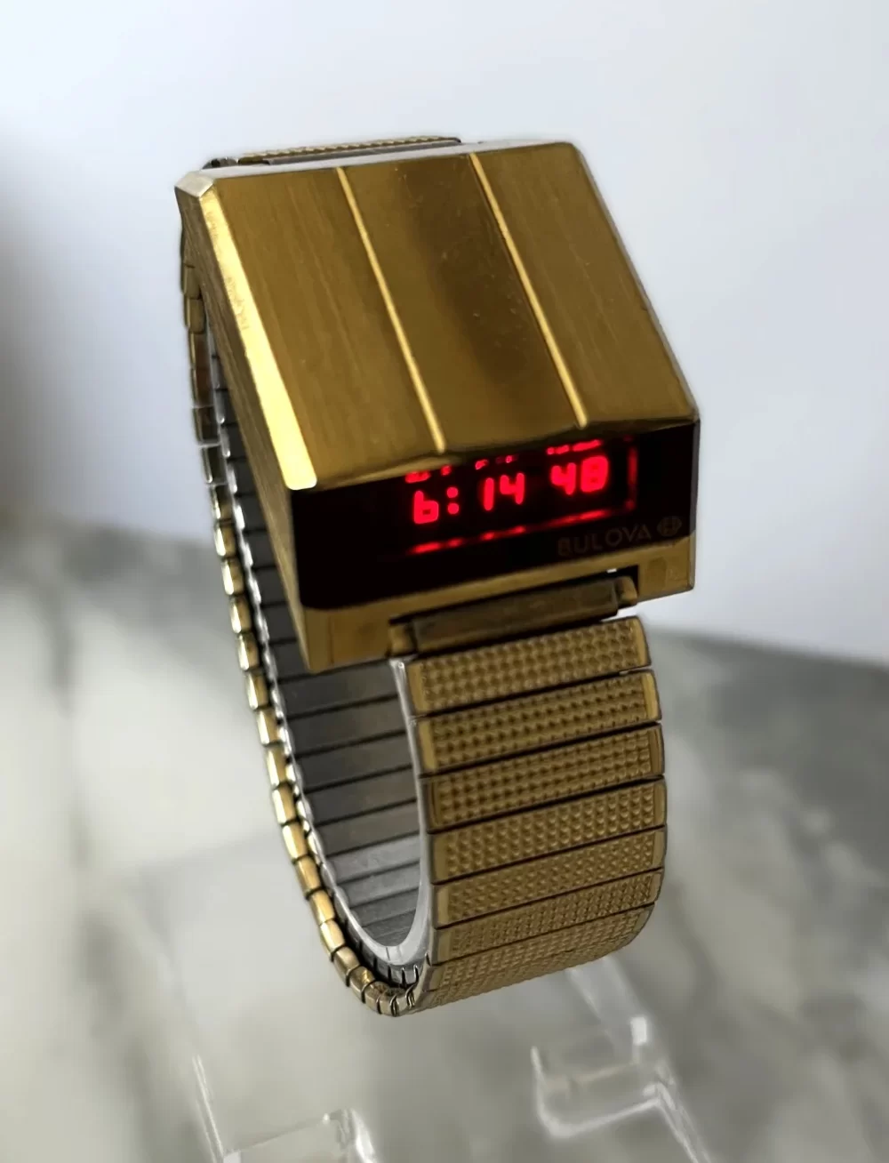 Bulova Computron N7