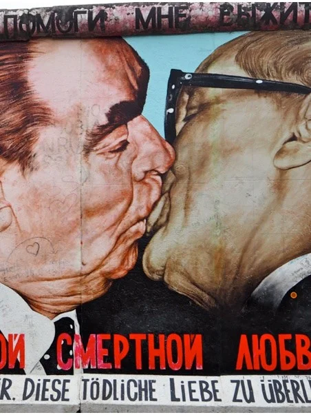 The "Kissing in Berlin"