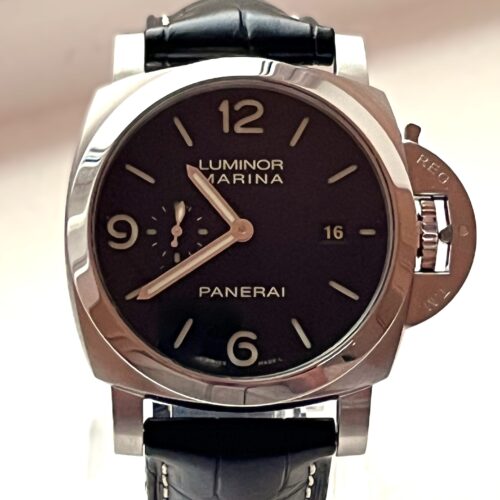Panerai Luminor Marina, bilde forfra