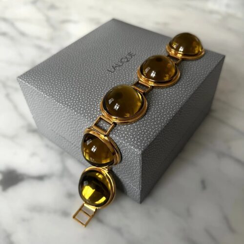 Patina Collectors blogg. Vintage Lalique armbånd. Loppemarkeder i Europa
